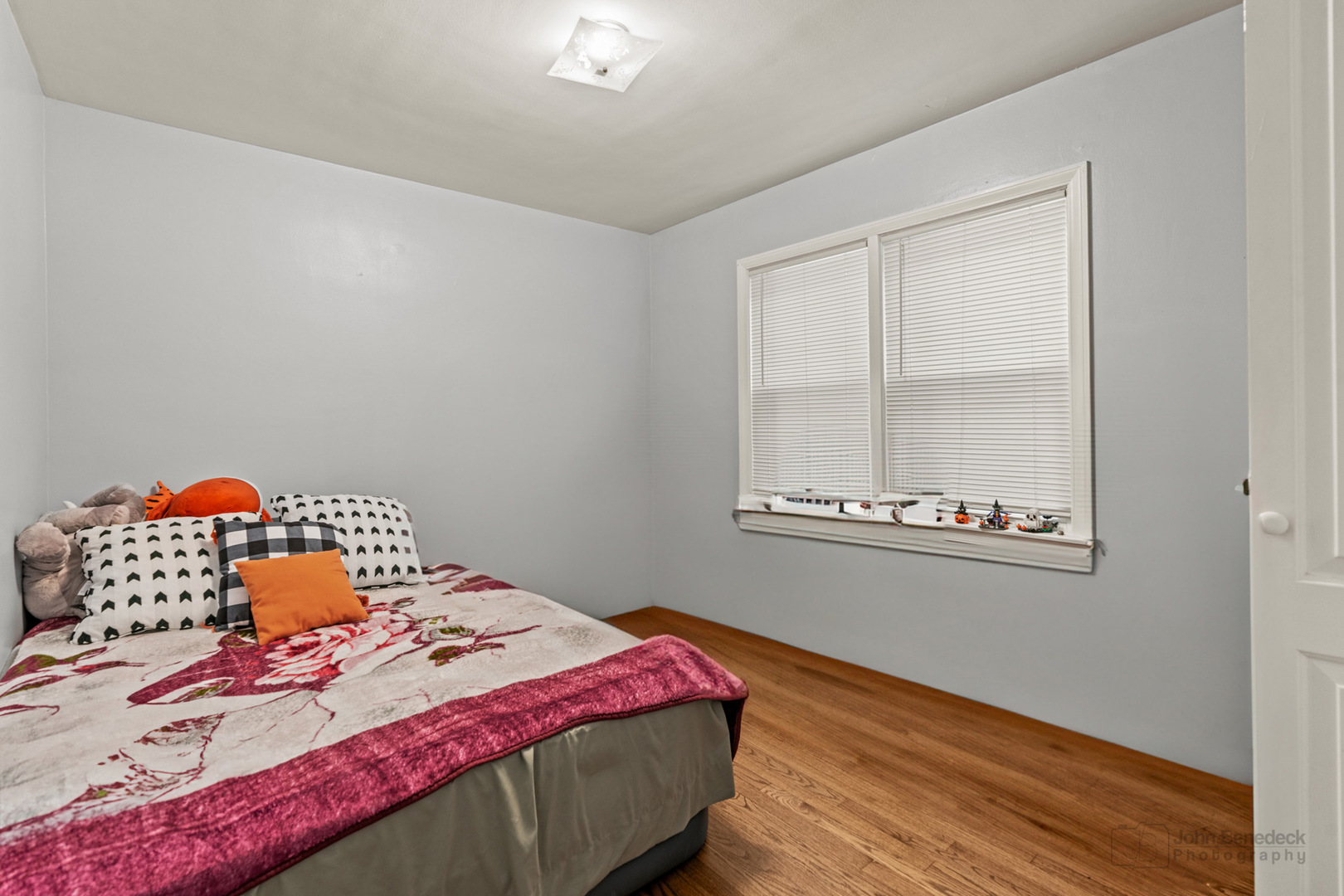 6304 W Diversey Avenue Property Photo 9