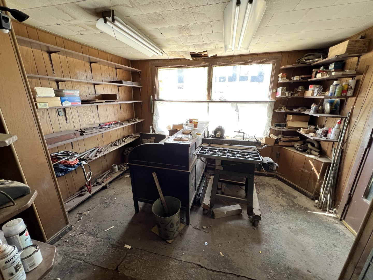 4387 N Elston Avenue Property Photo 9