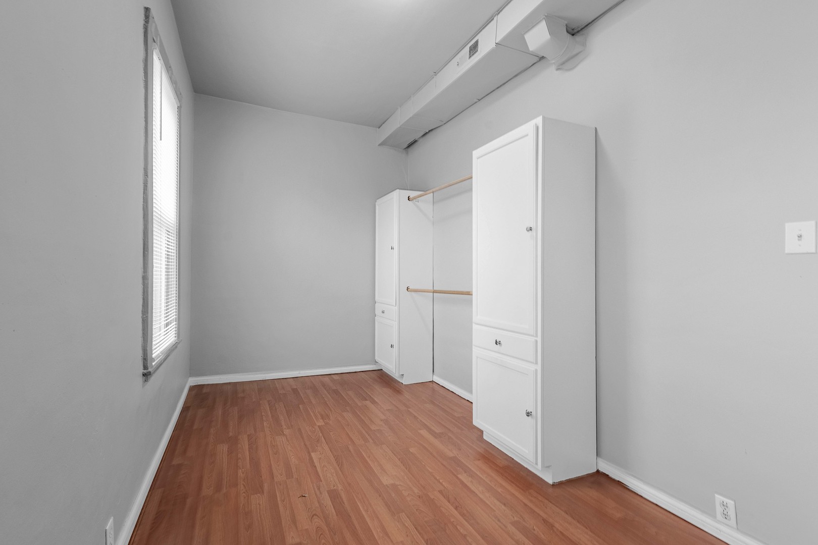 3266 S Bell Avenue Property Photo 16
