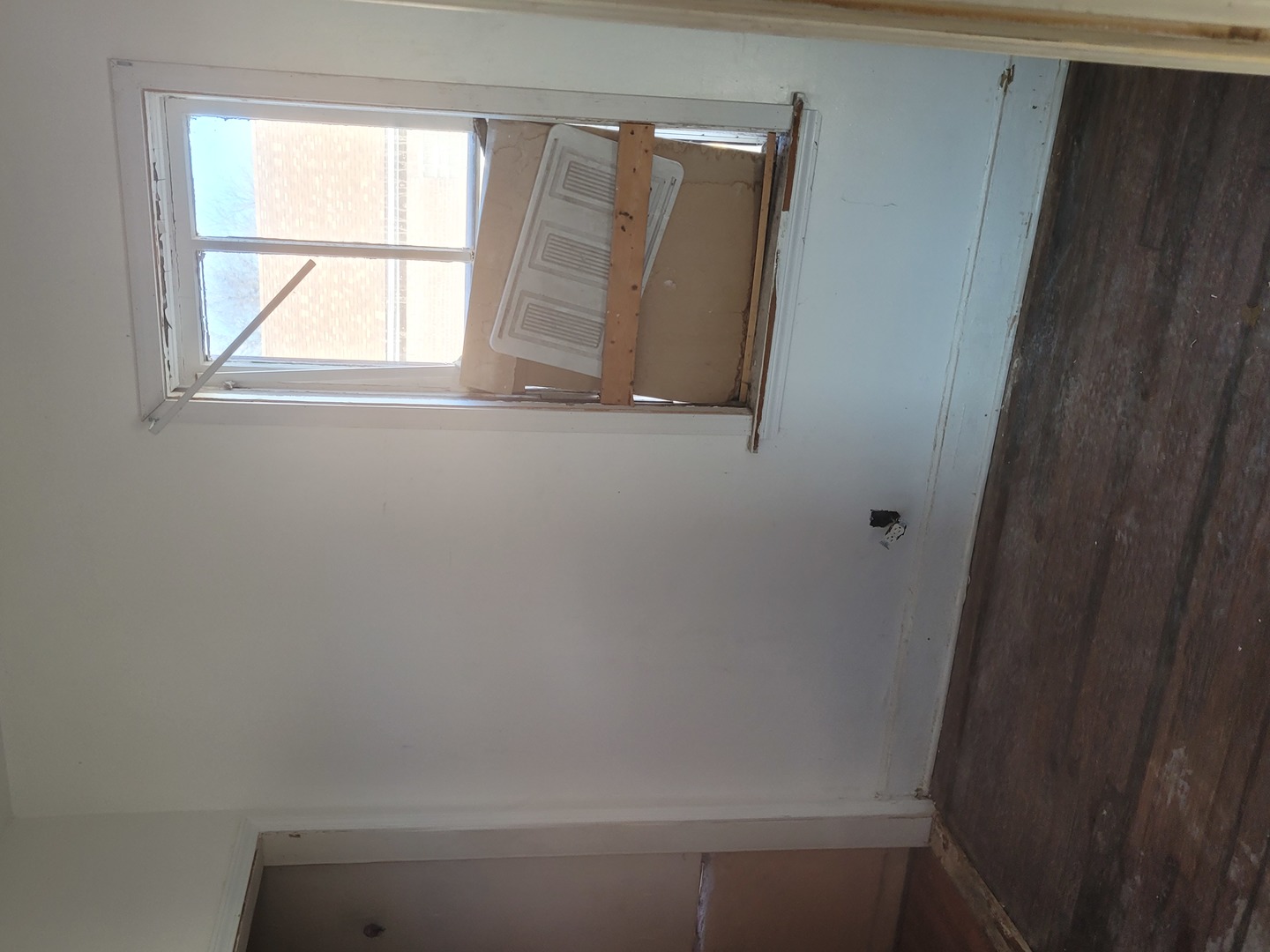8405 S Baltimore Avenue Property Photo 15