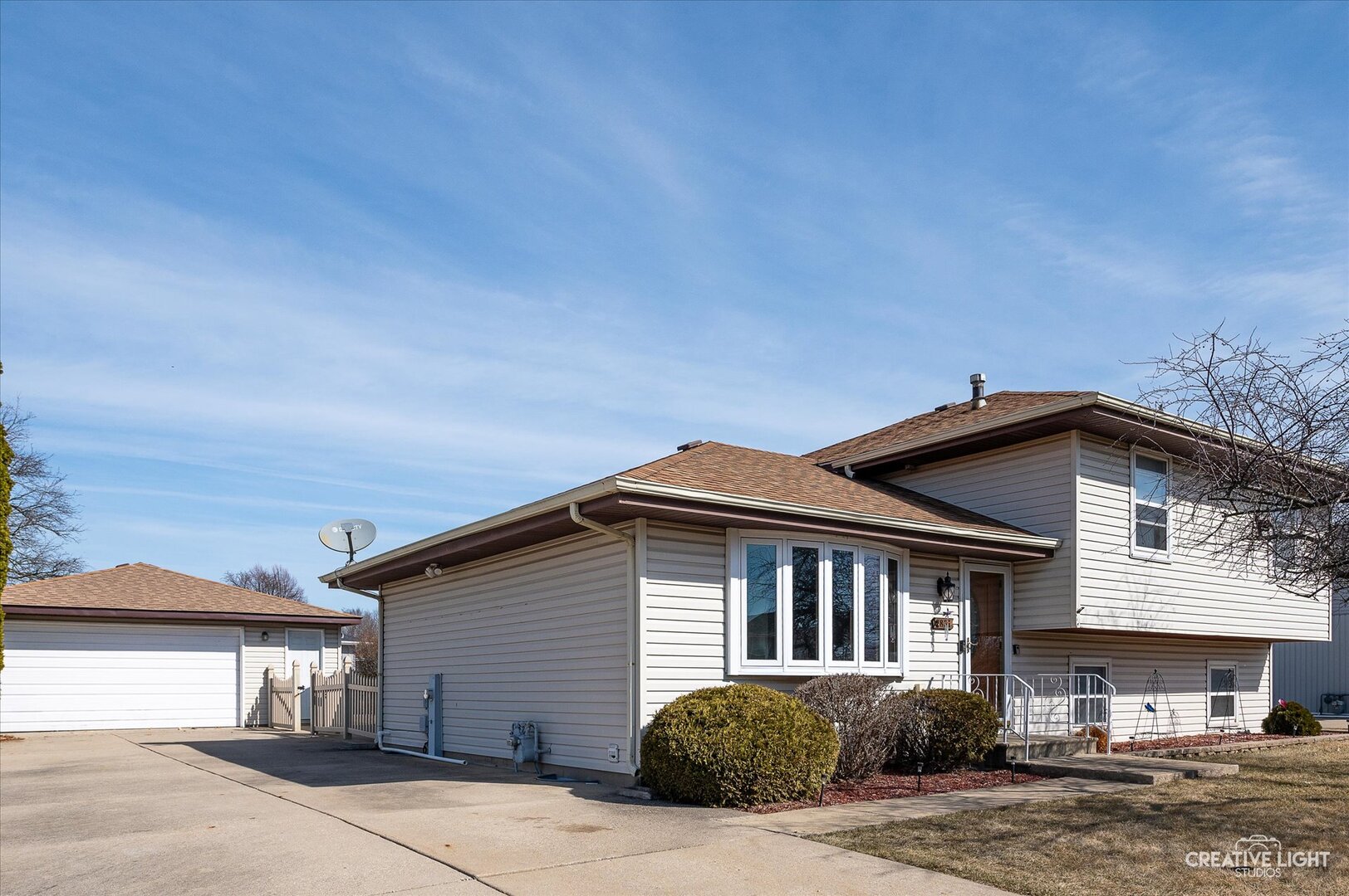 2831 T Hickey Avenue Property Photo