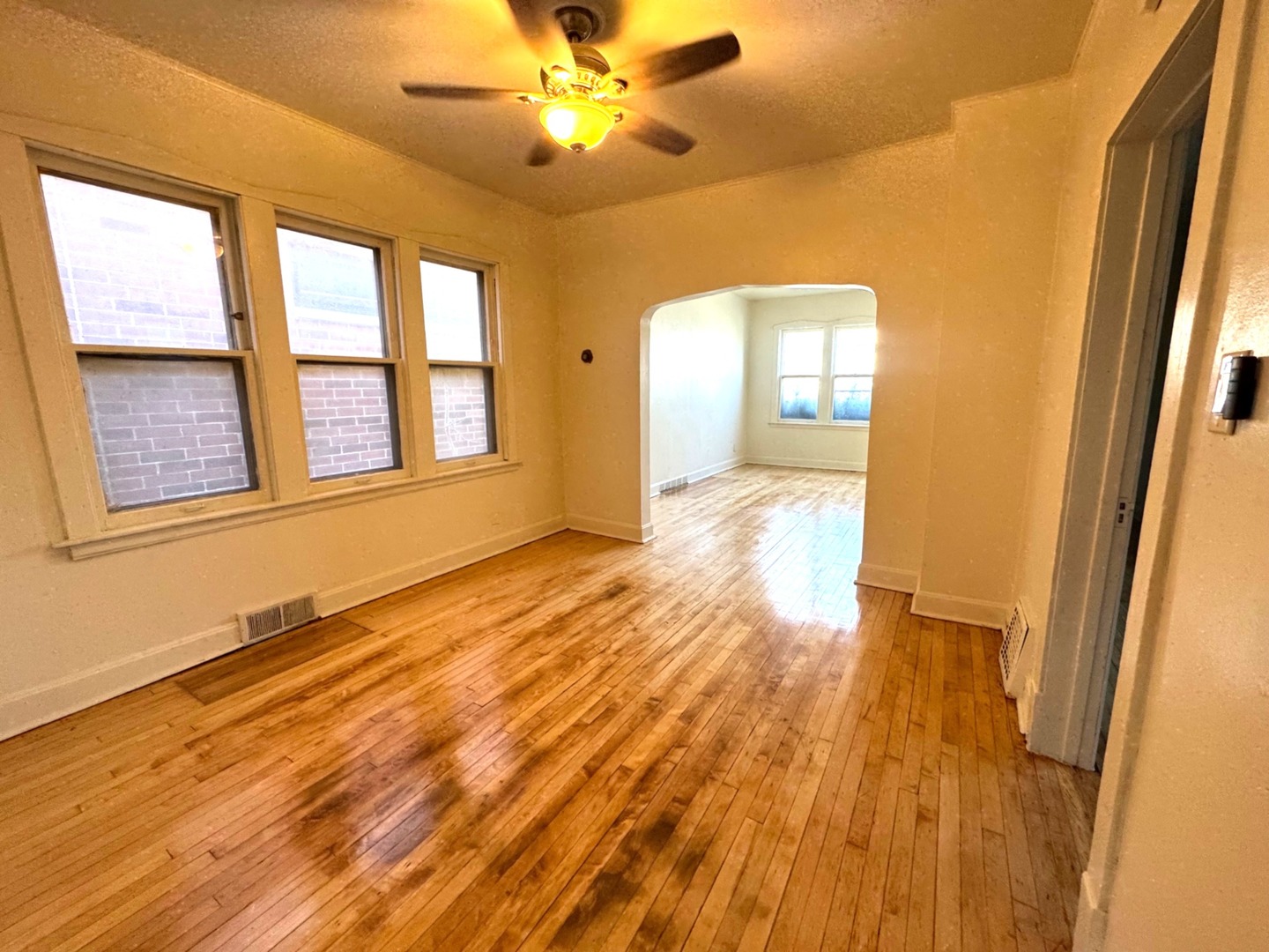3223 N Troy Street 1 Property Photo 4