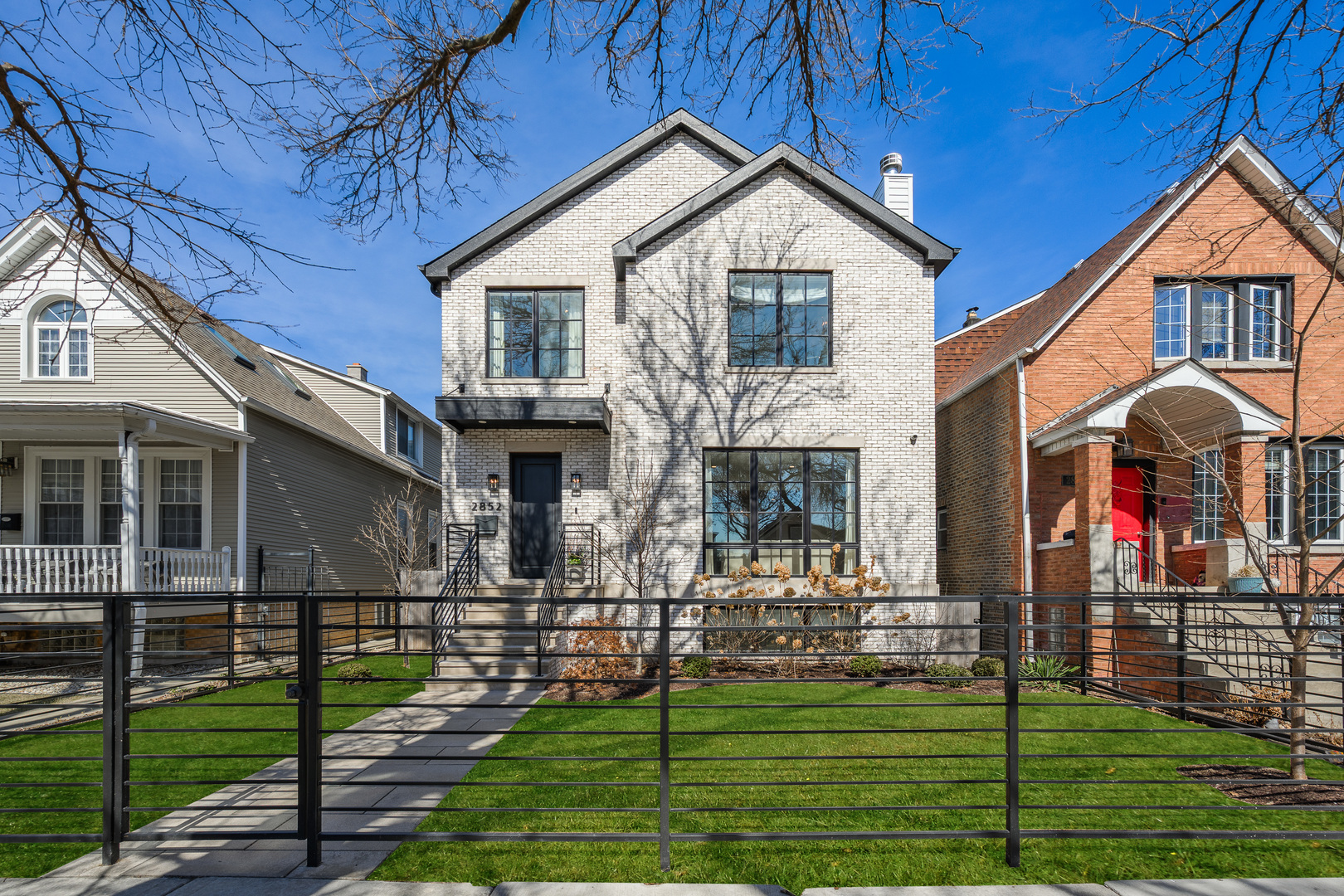 2852 W Mclean Avenue Property Photo