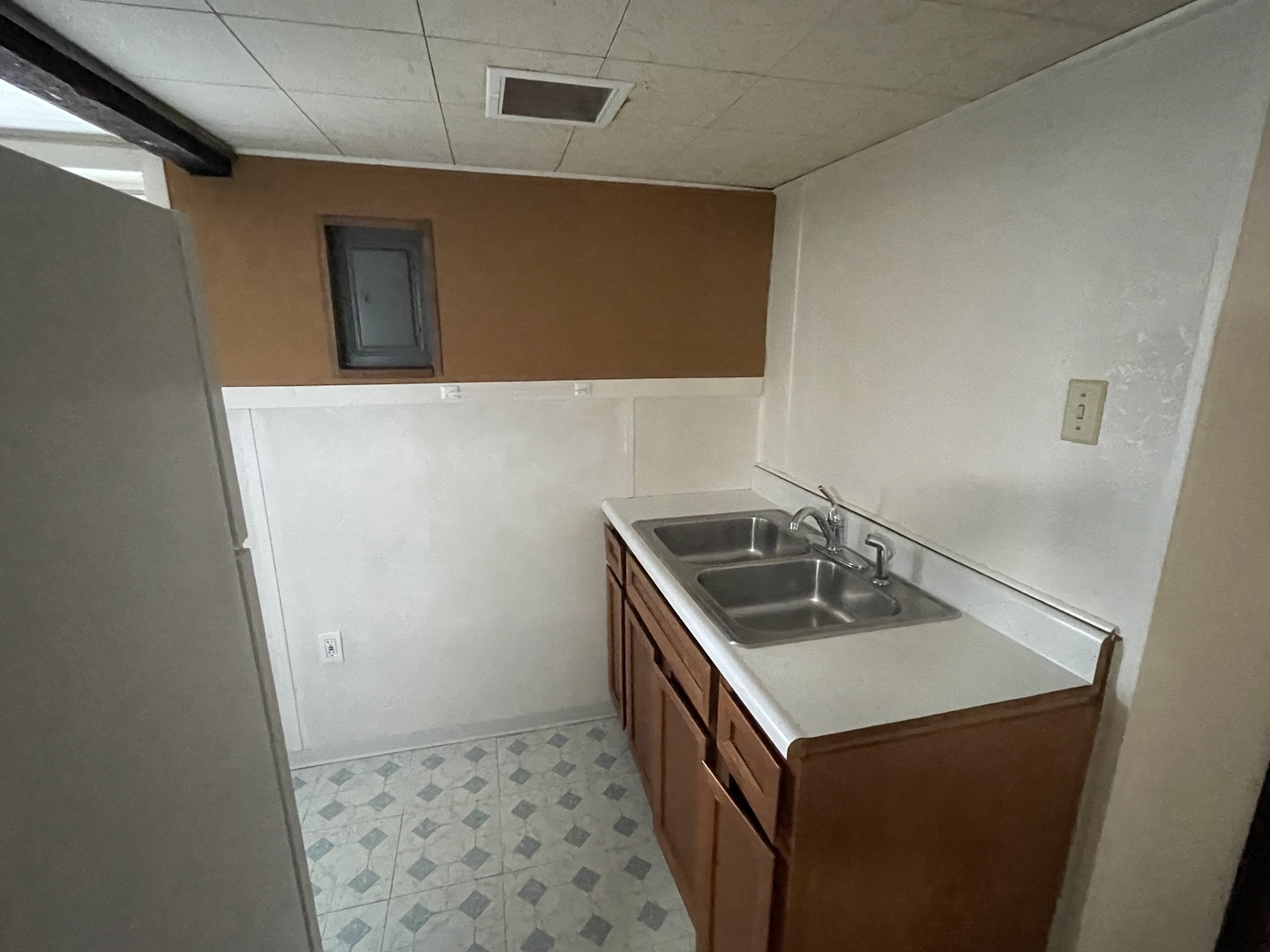 614 W Hill Street Property Photo 42