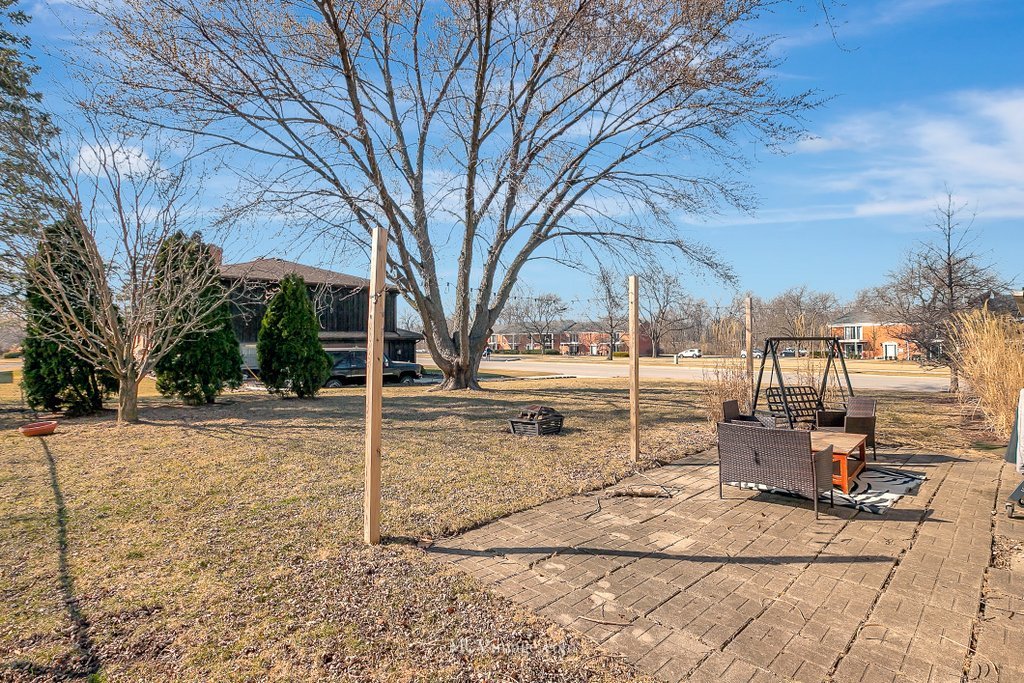 102 Sycamore Lane Property Photo 18