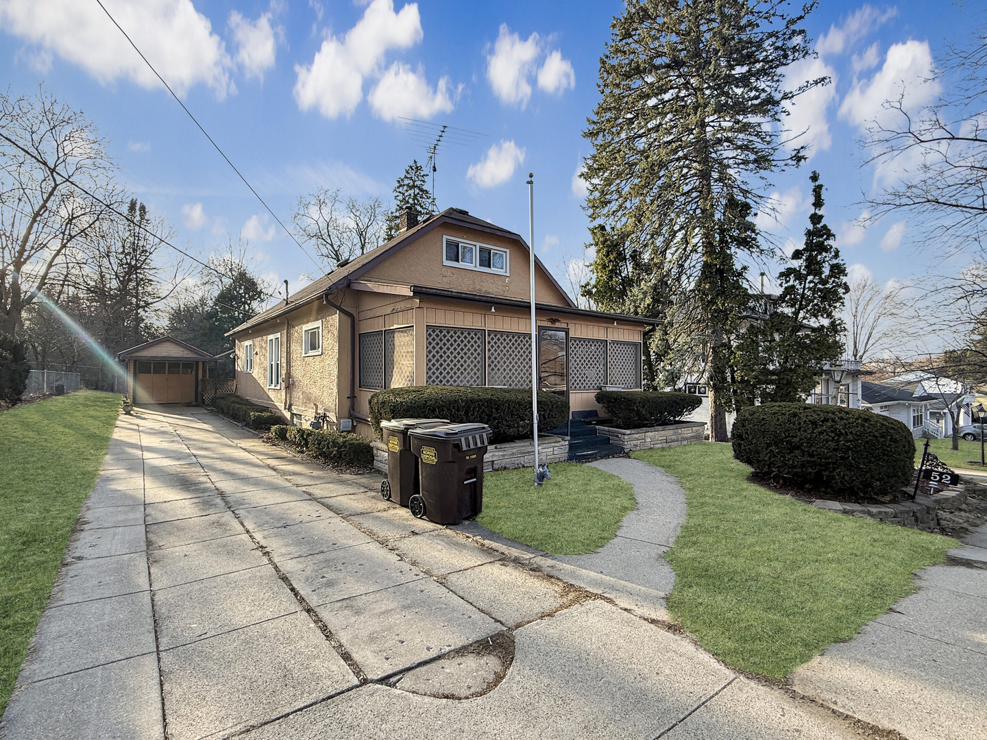 52 N Mernitz Avenue Property Photo