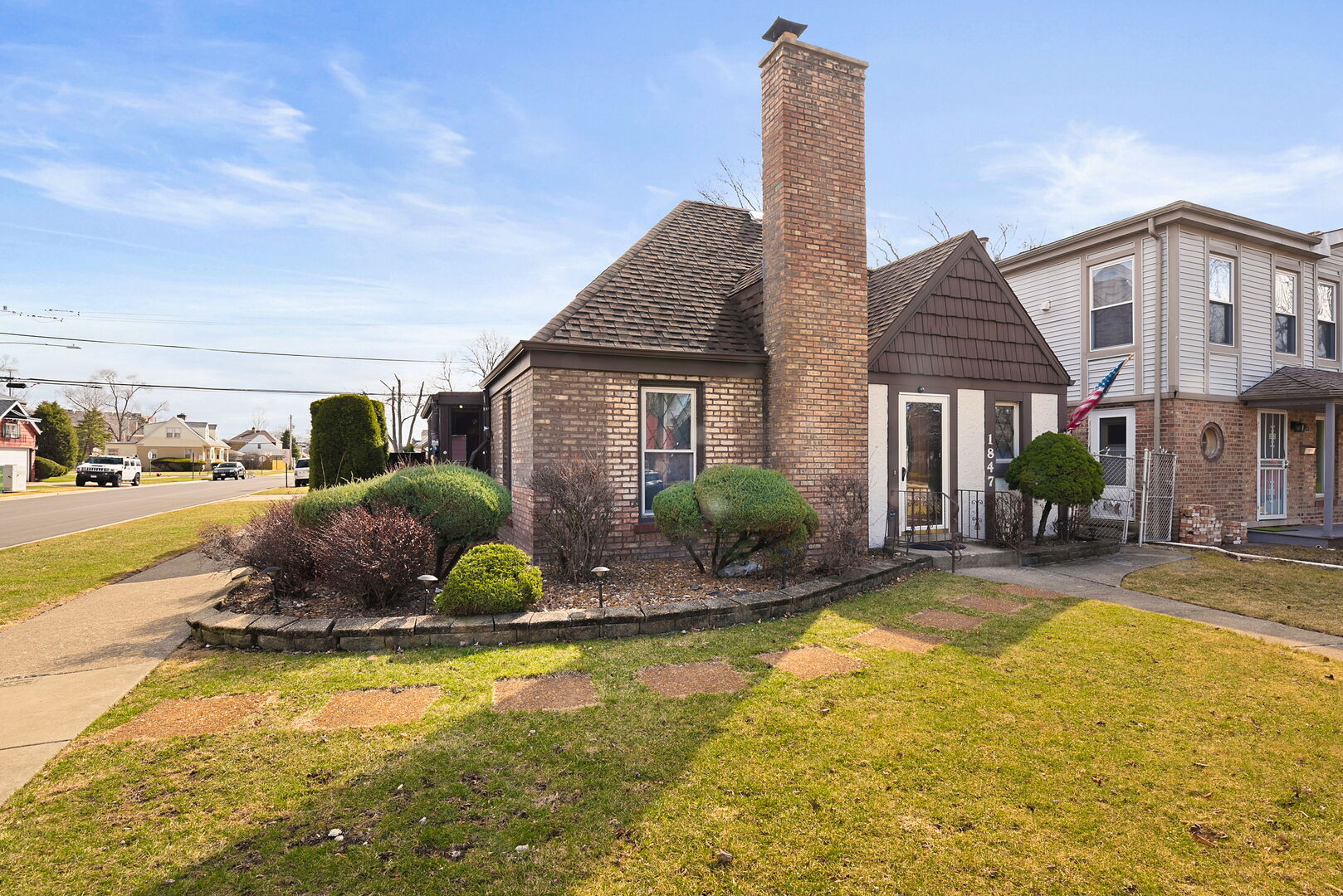 1847 N 74th Avenue Property Photo