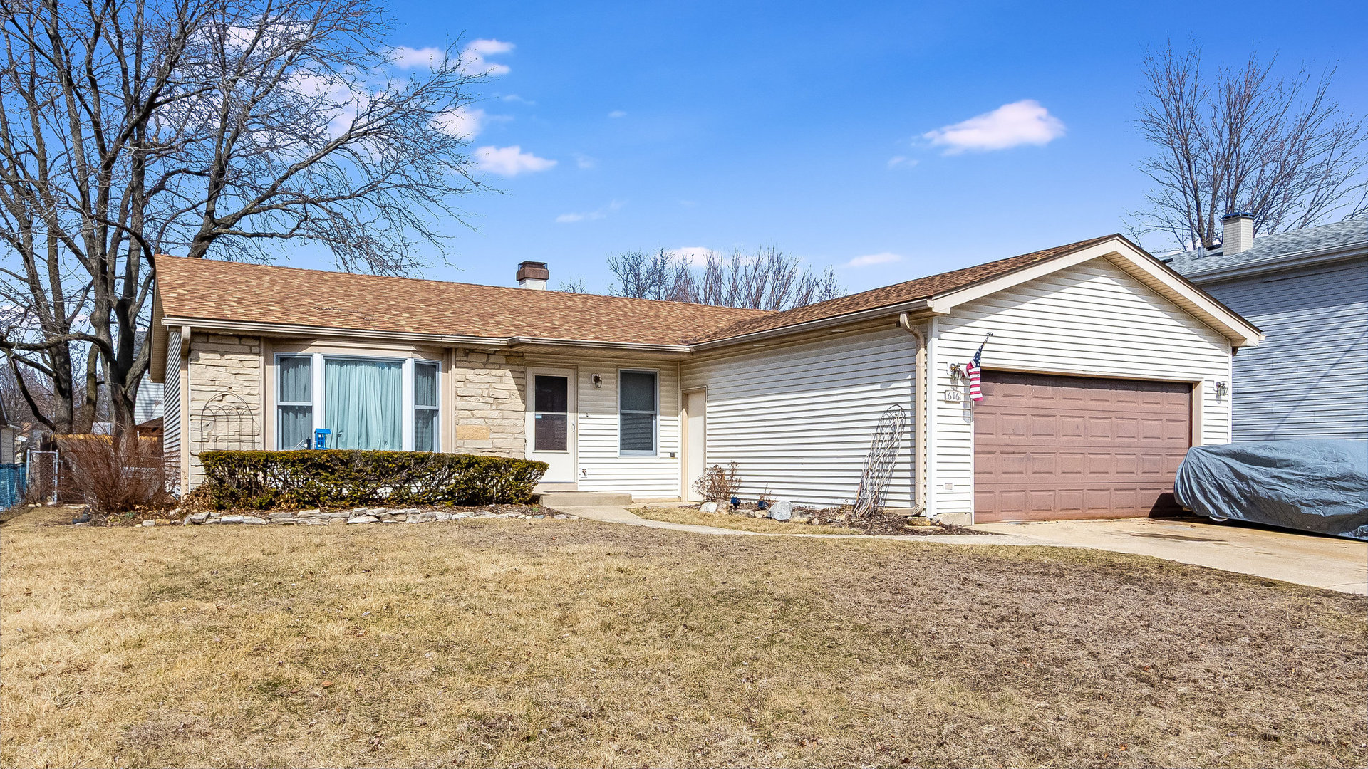 616 Cochise Circle Property Photo
