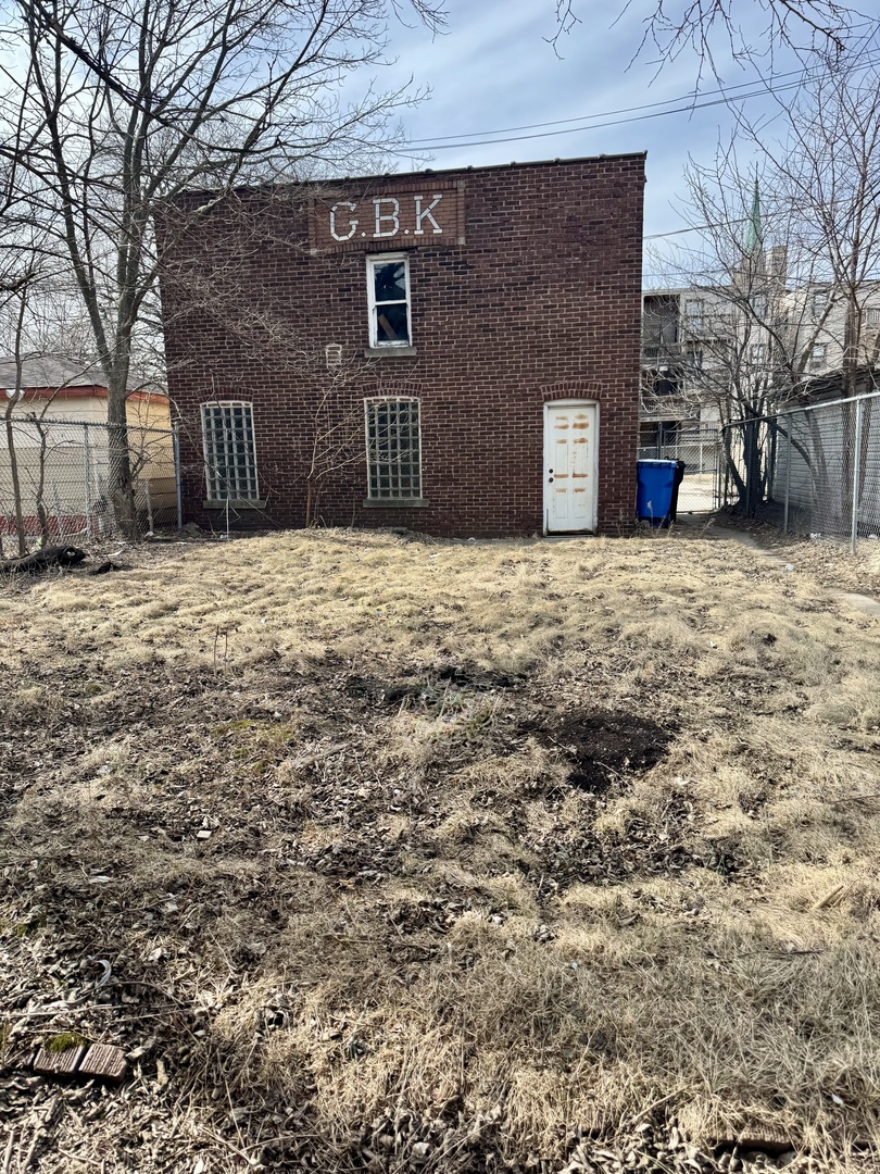 7116 S King Drive Property Photo 21