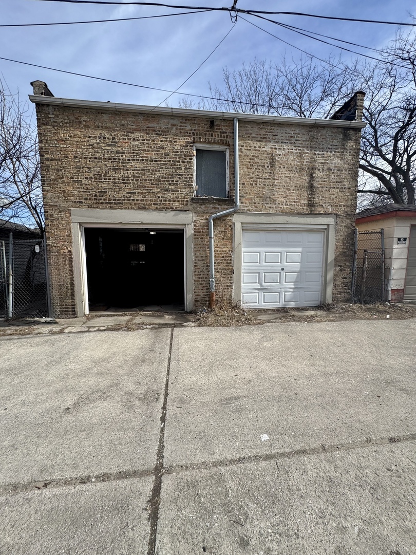 7116 S King Drive Property Photo 22