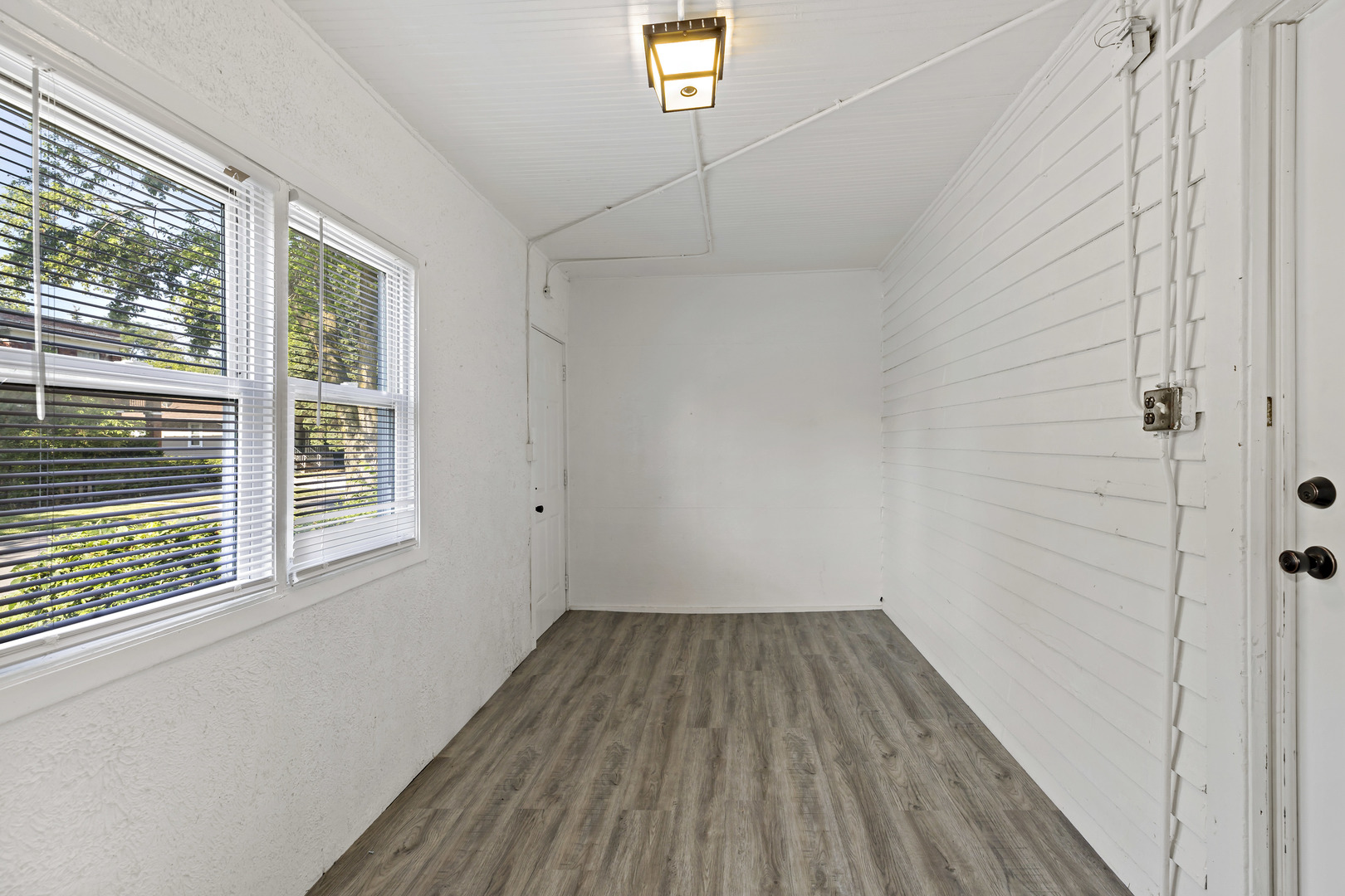 161 E 25th Street Property Photo 12