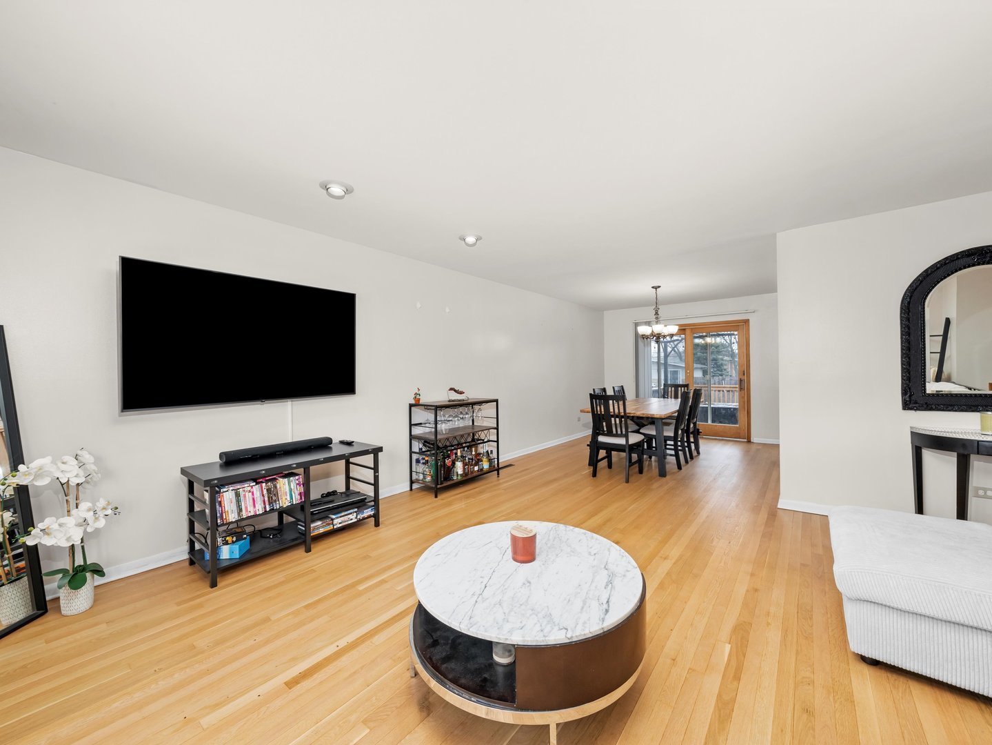 5737 150th Place Property Photo 5