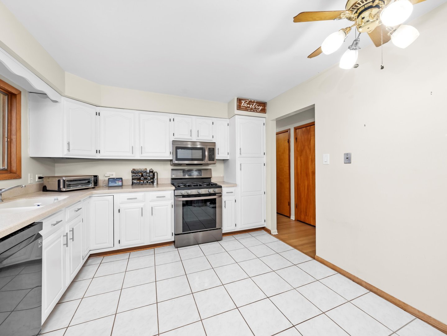 5737 150th Place Property Photo 11