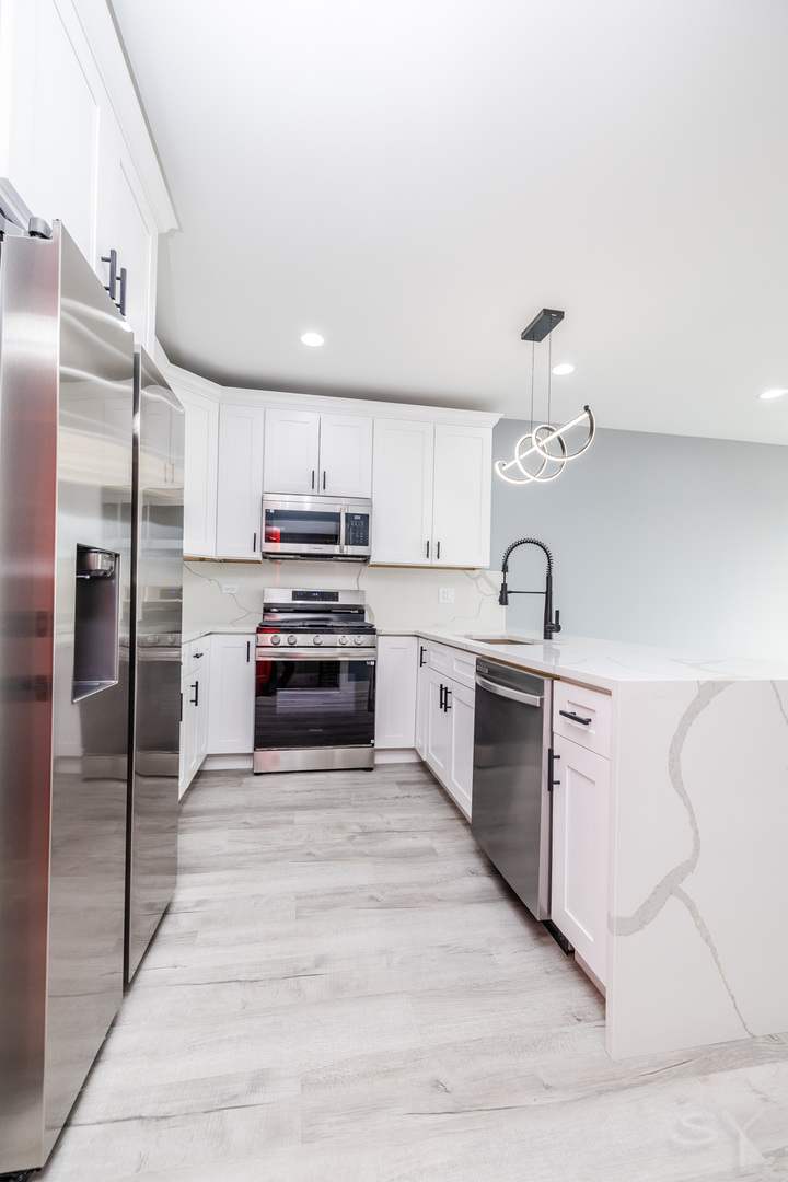 1139 S Mozart Street Property Photo 10