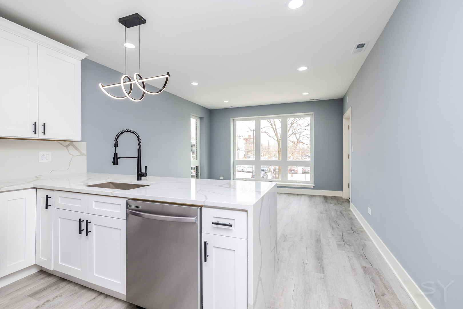 1139 S Mozart Street Property Photo 11