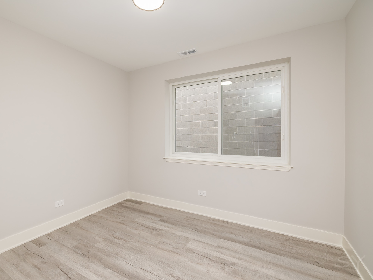 1139 S Mozart Street Property Photo 26