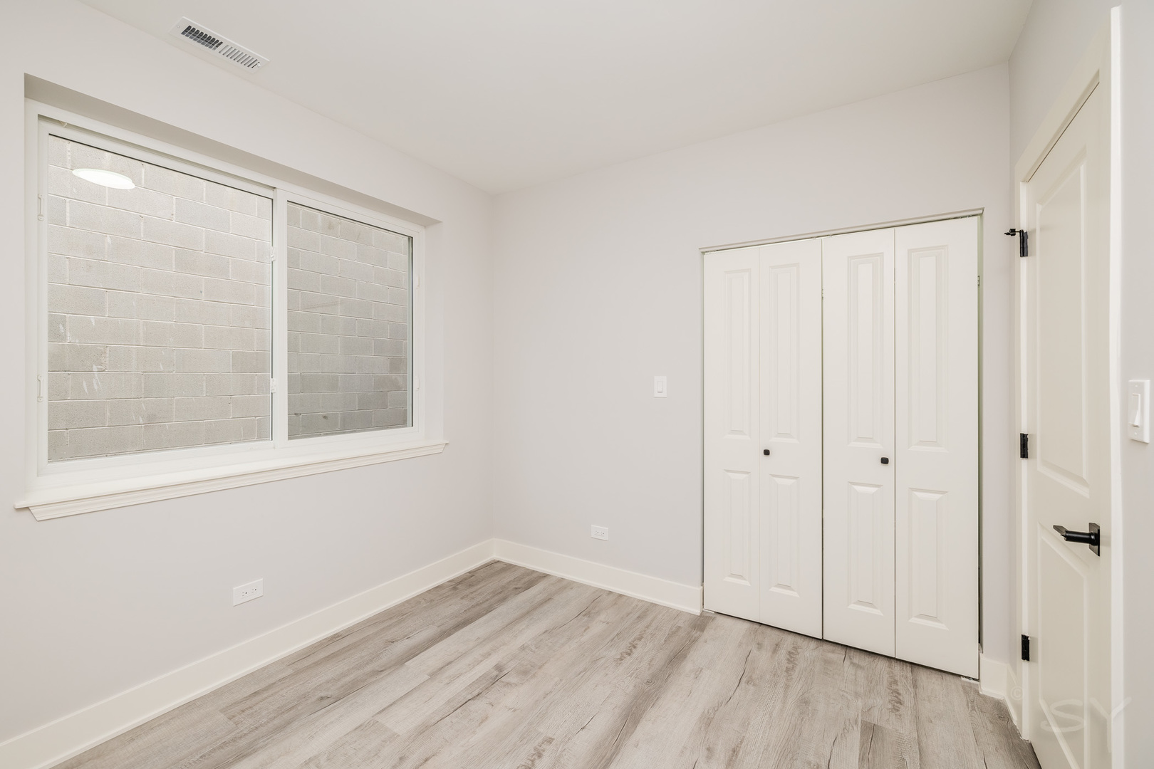 1139 S Mozart Street Property Photo 28