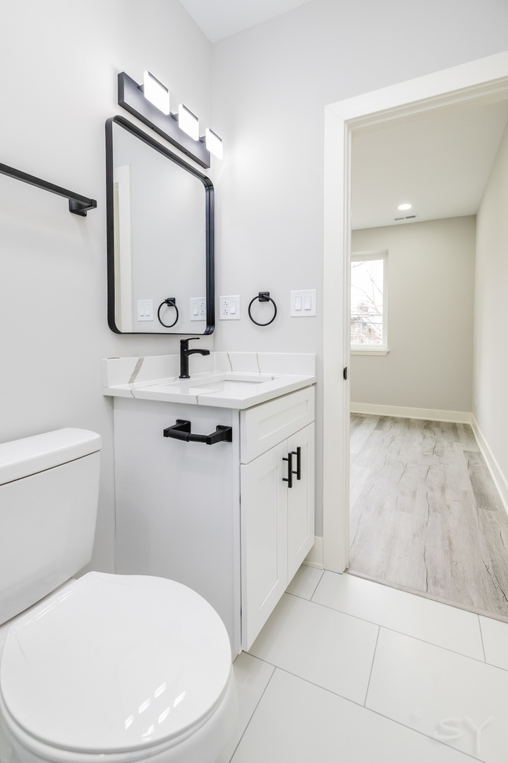 1139 S Mozart Street Property Photo 48