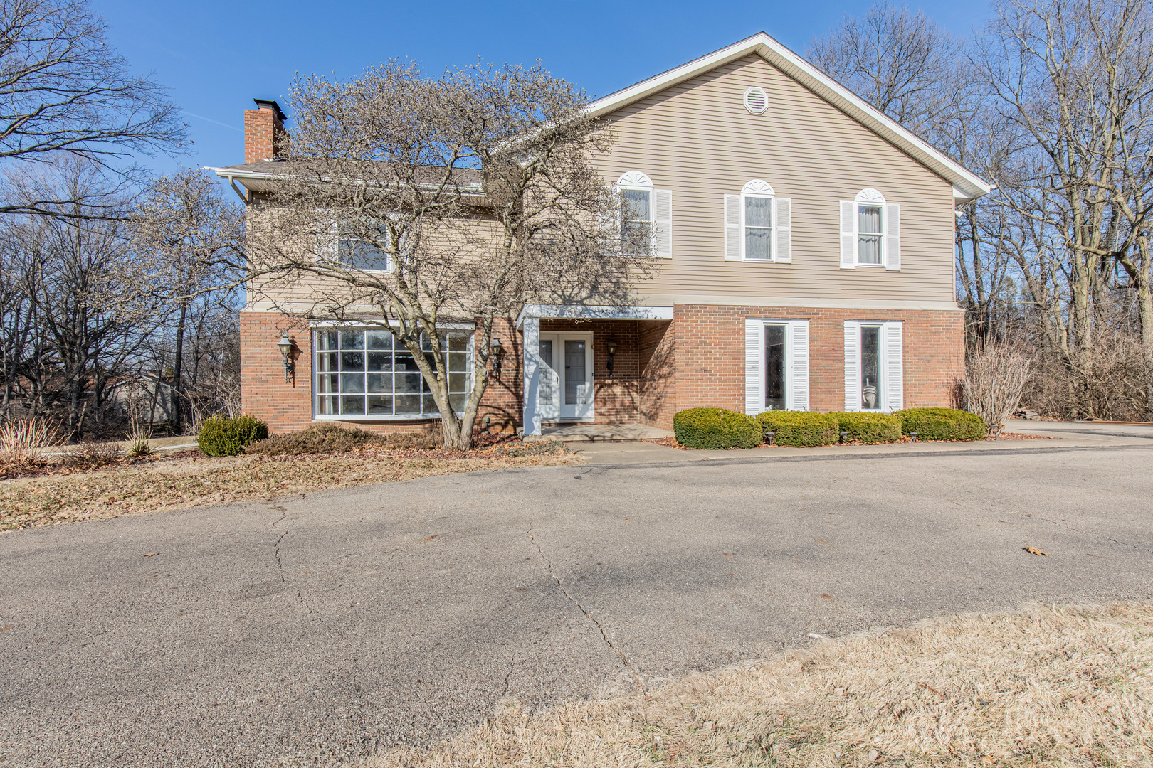 2710 Woodside Drive Property Photo