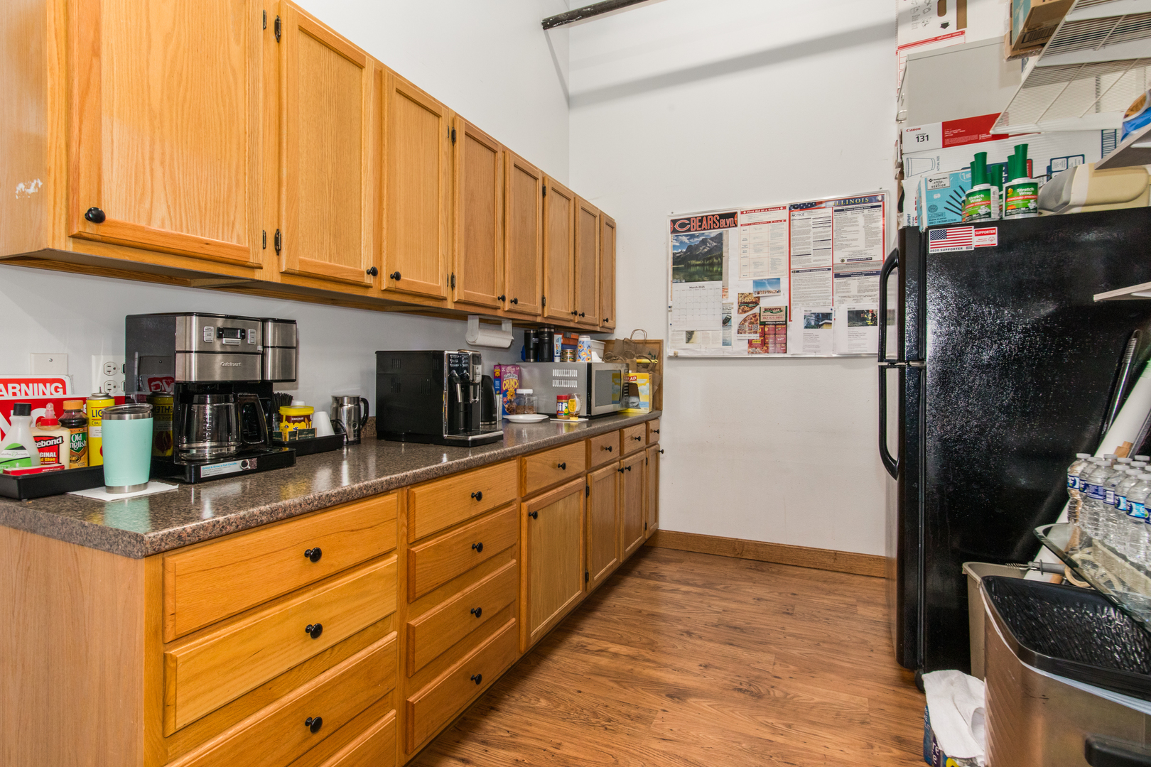 1024 Busse Highway Property Photo 16