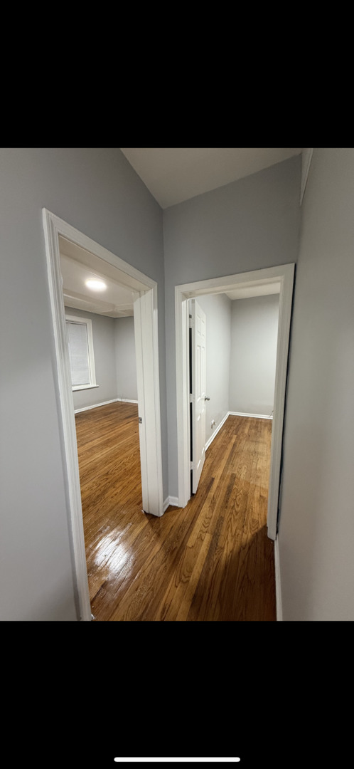 5423 W West End Avenue Property Photo 6