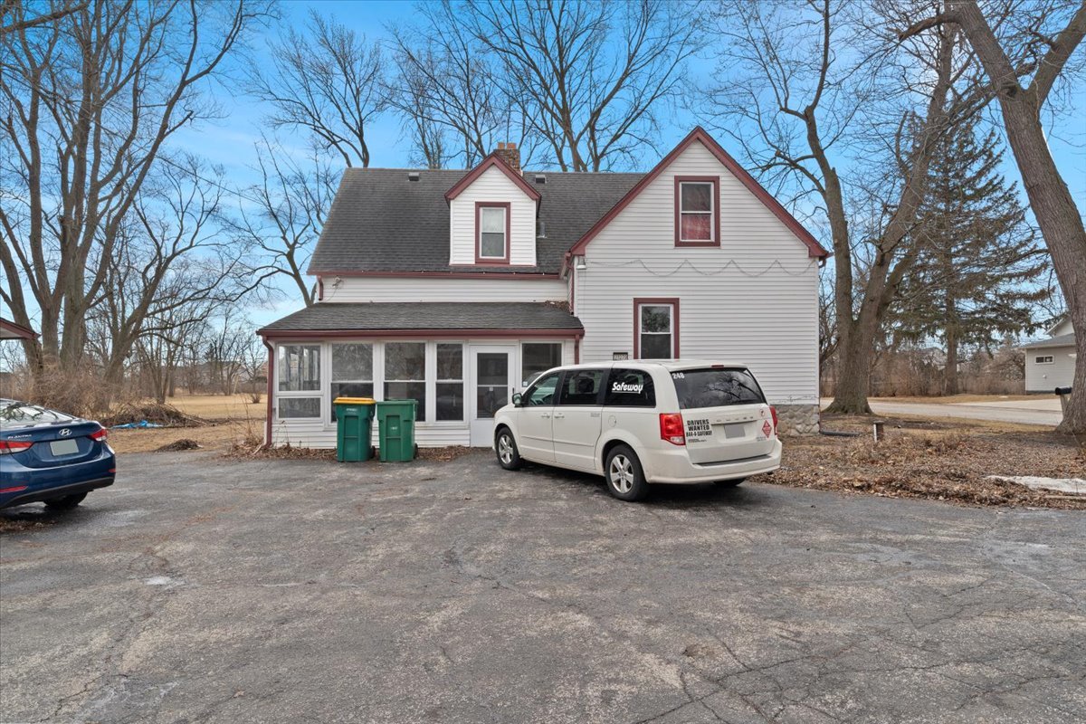 21279 W Shorewood Road Property Photo 2