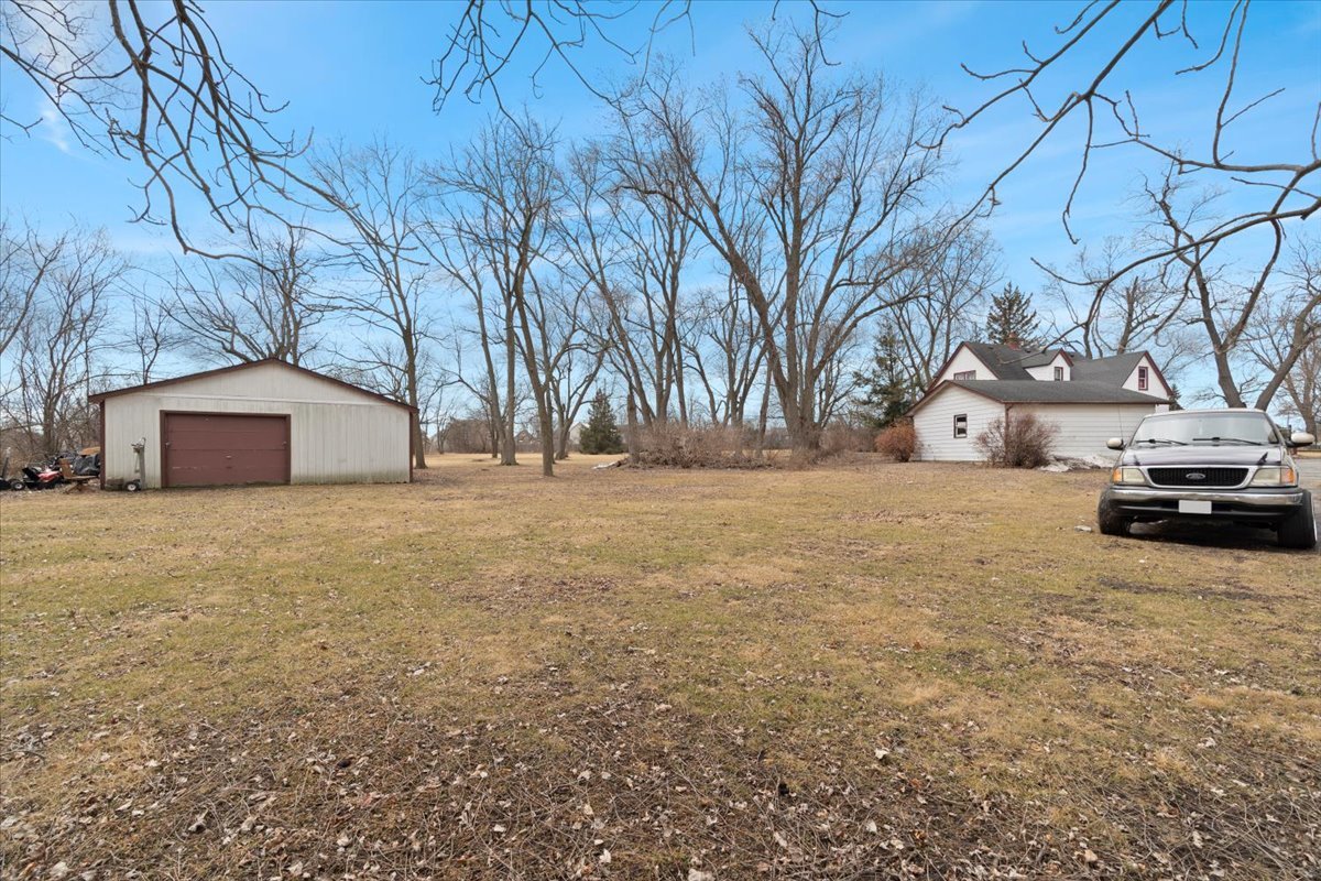 21279 W Shorewood Road Property Photo 6
