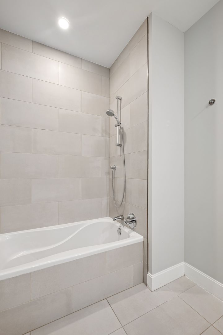 35 N Aberdeen Street 5s Property Photo 27