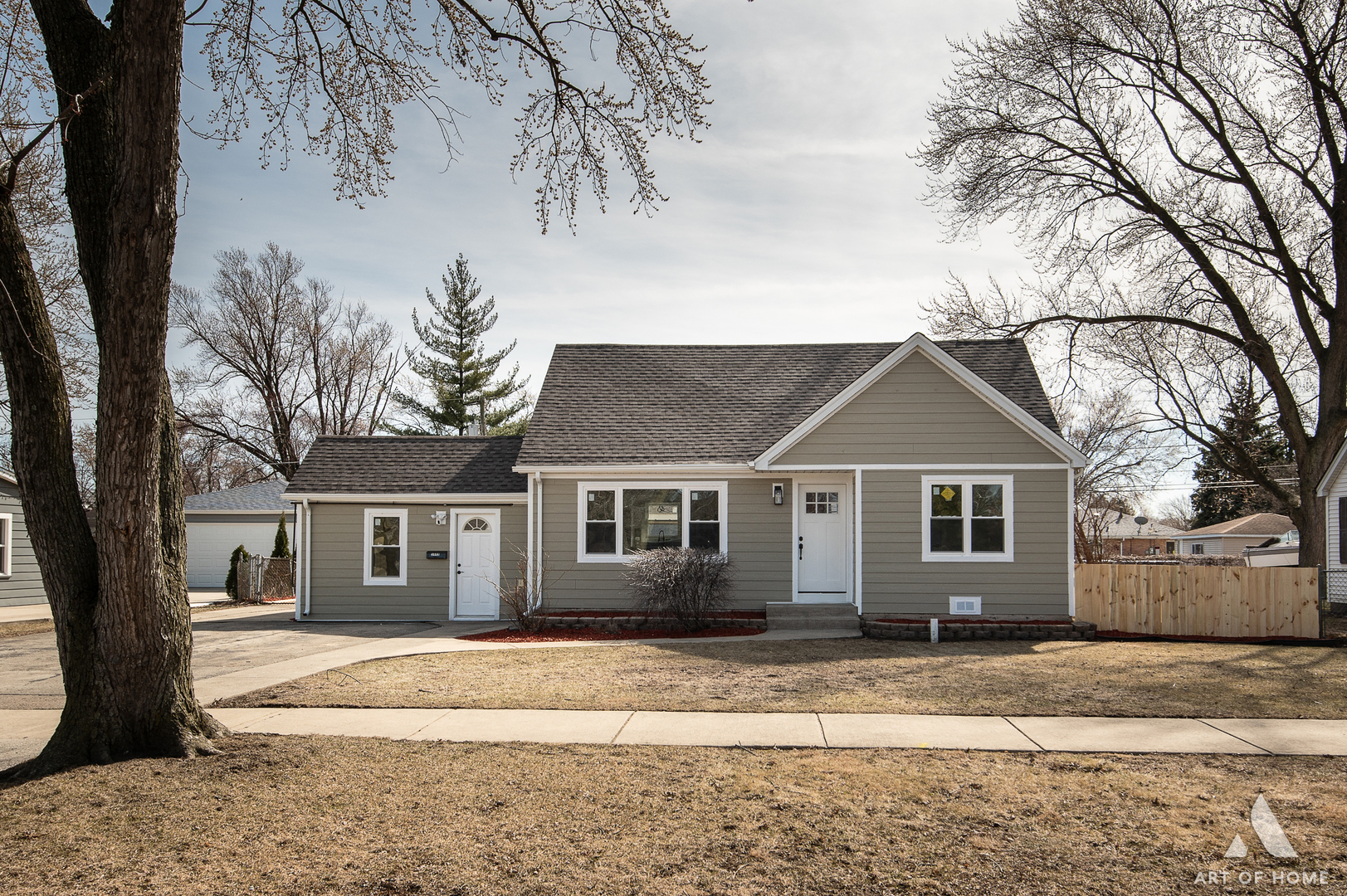 5449 W 85th Street Property Photo 1