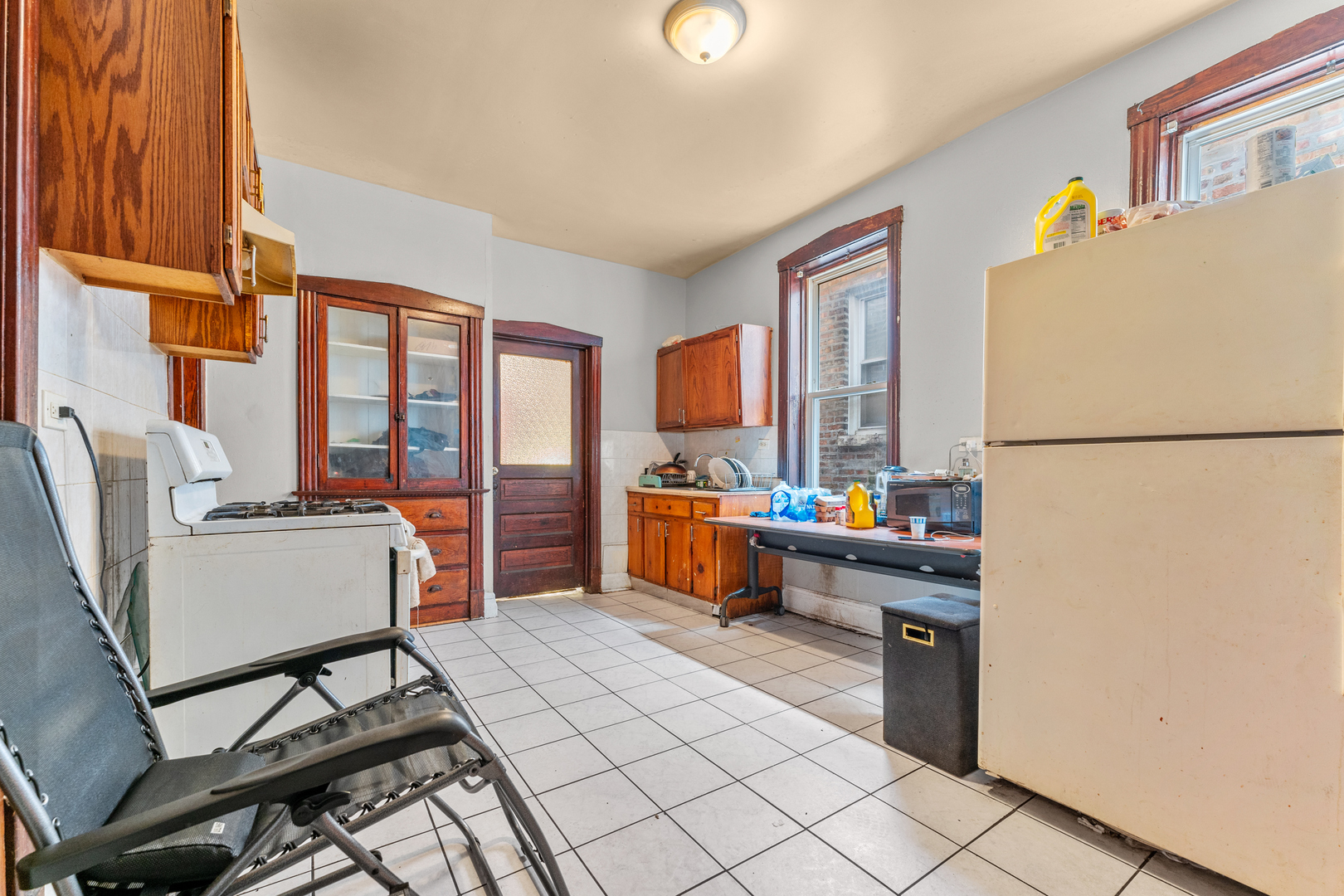 2330 S Homan Avenue Property Photo 3