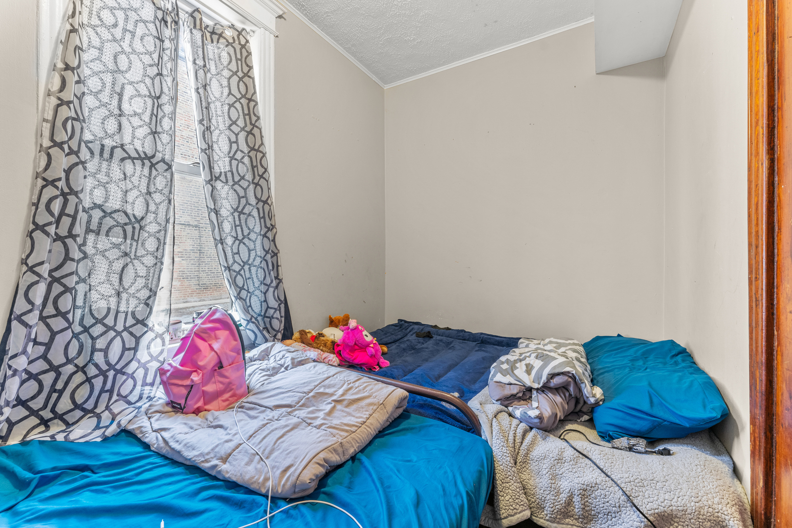 2330 S Homan Avenue Property Photo 6