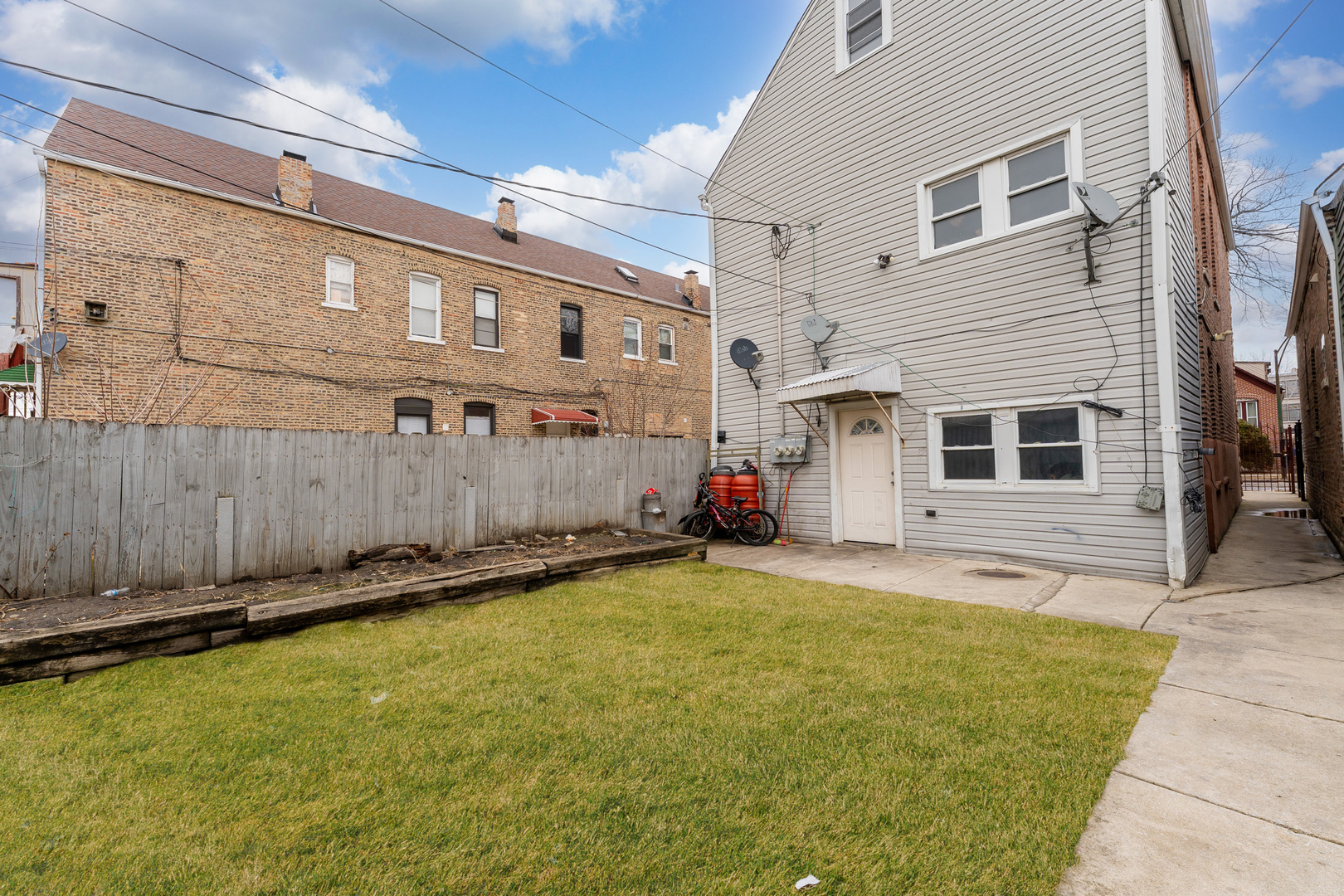 2330 S Homan Avenue Property Photo 22