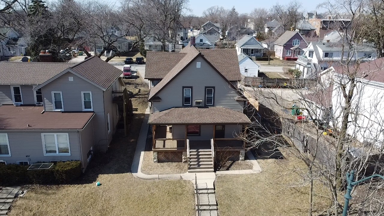 409 N Center Street Property Photo 4