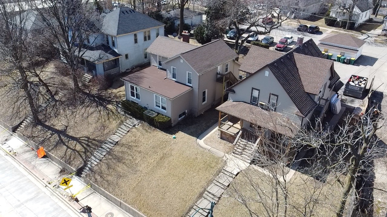 409 N Center Street Property Photo 5