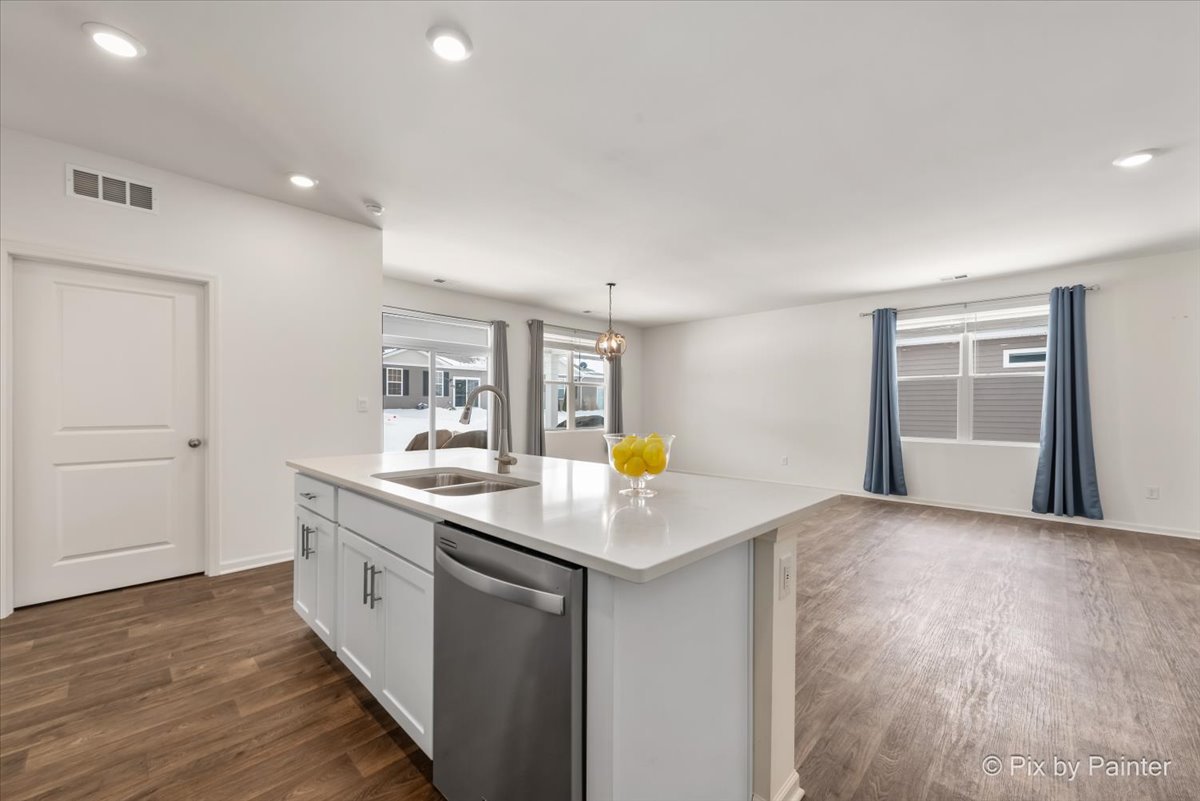6319 Aspen Lane Property Photo 15