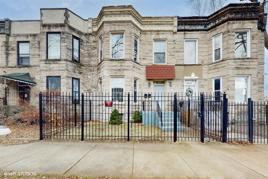 6602 S Marquette Road Property Photo 1