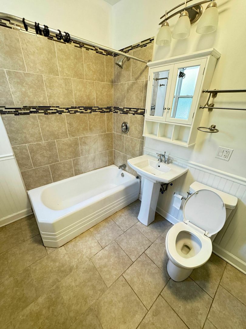 7250 S Merrill Avenue Property Photo 8
