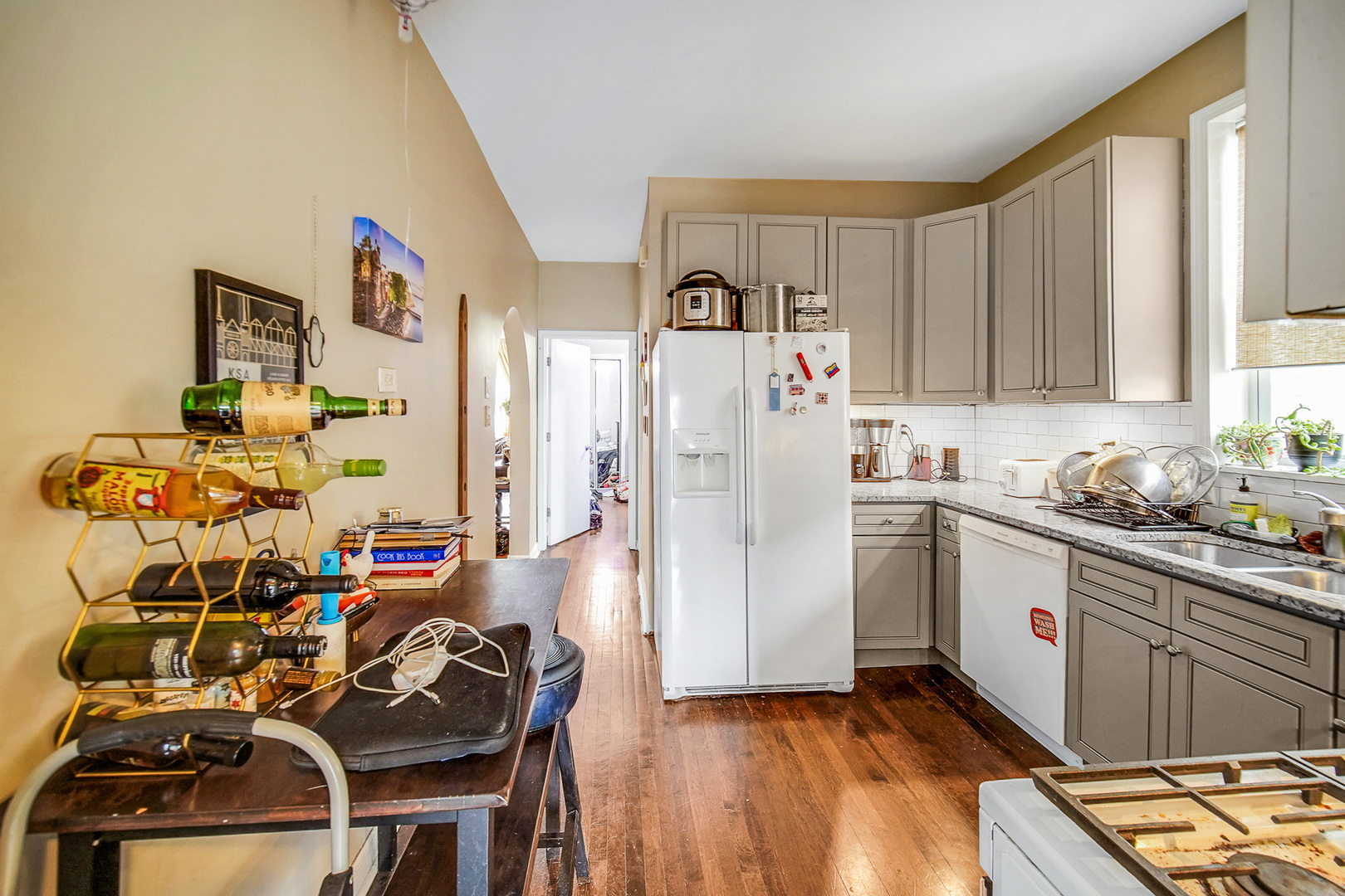 5110 W Byron Street Property Photo 5