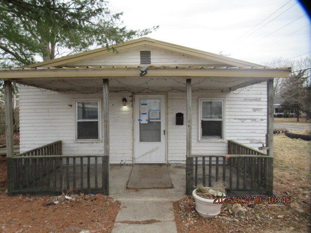 110 N West Street Property Photo