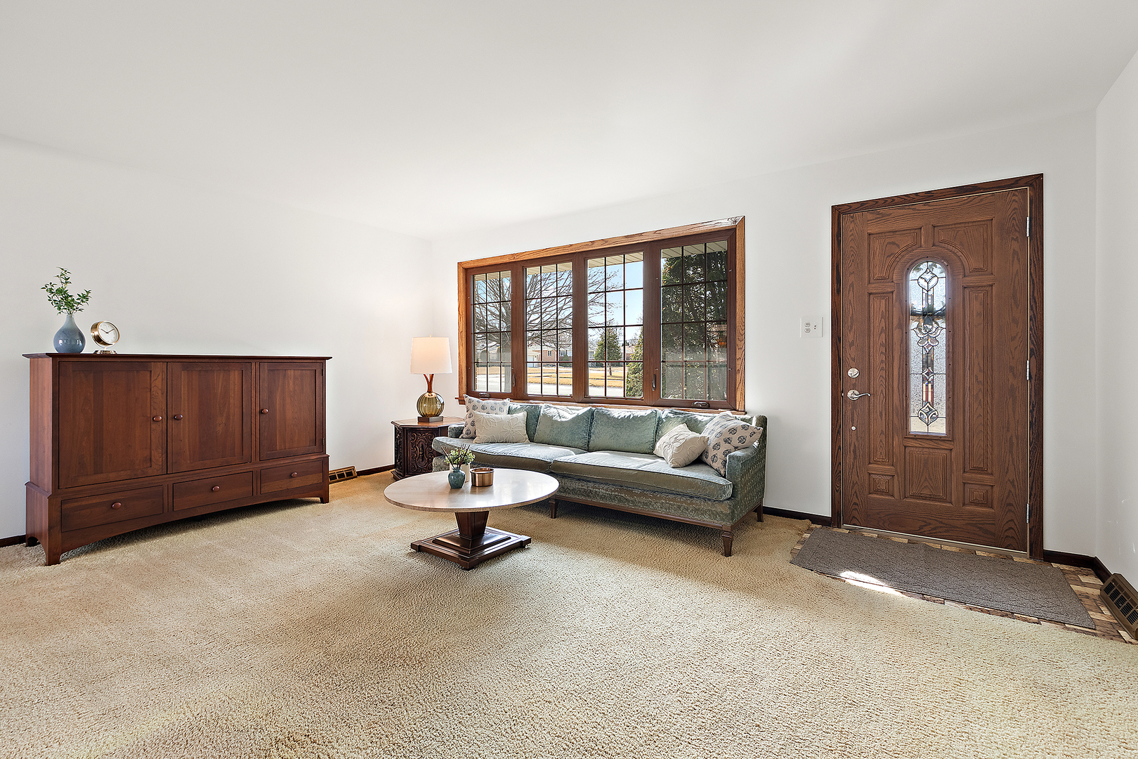 10609 Forest Lane Property Photo 3
