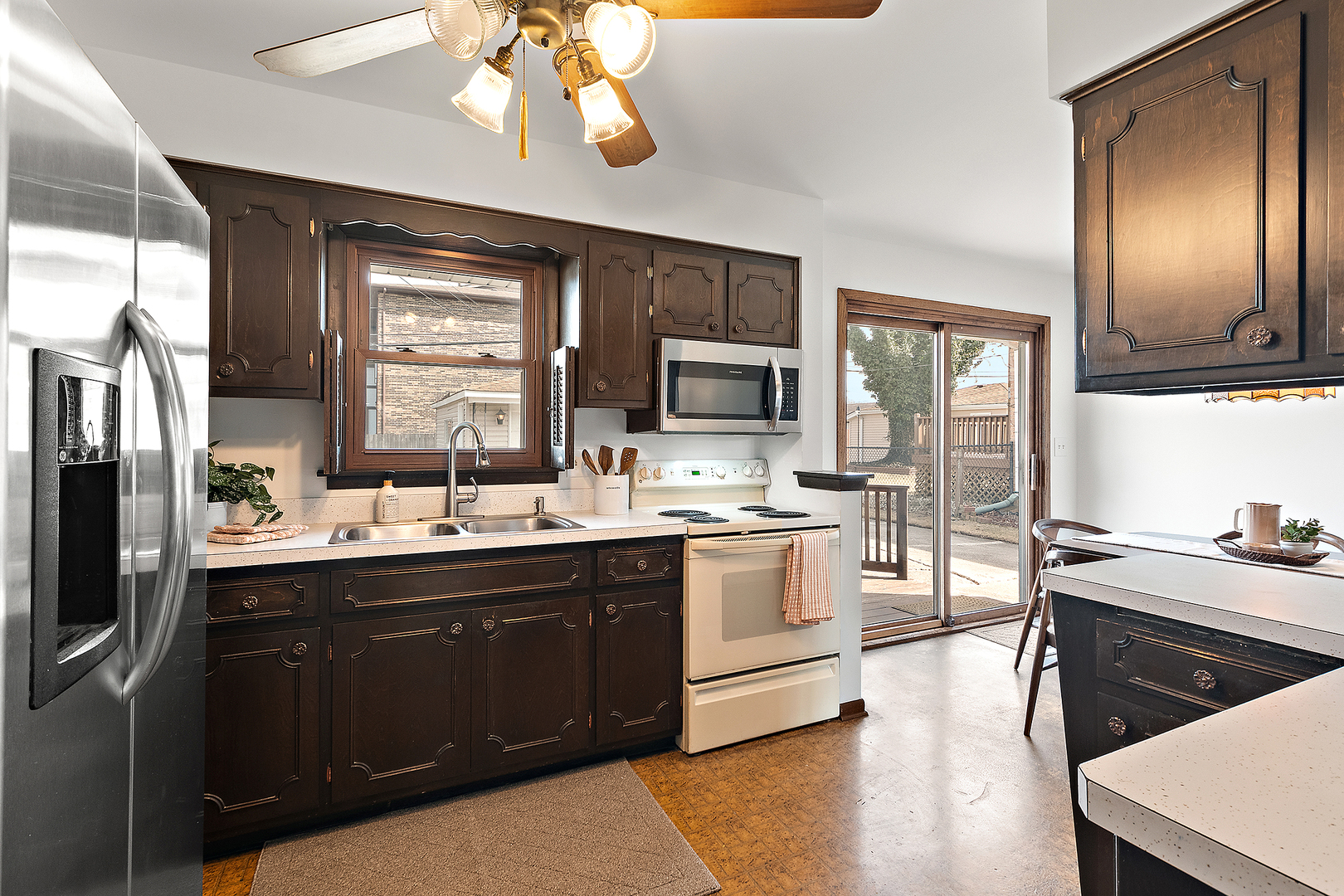 10609 Forest Lane Property Photo 7