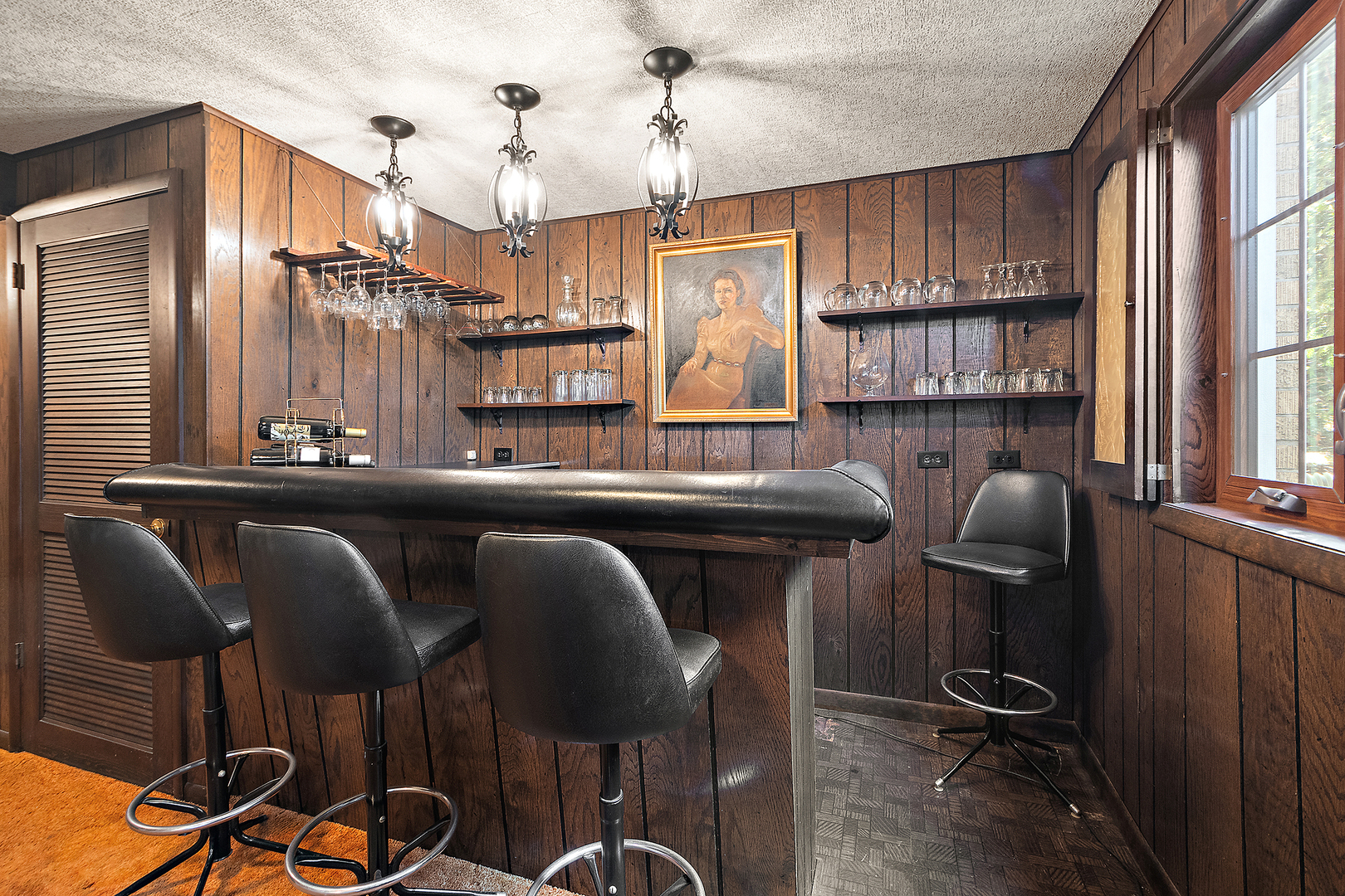10609 Forest Lane Property Photo 9