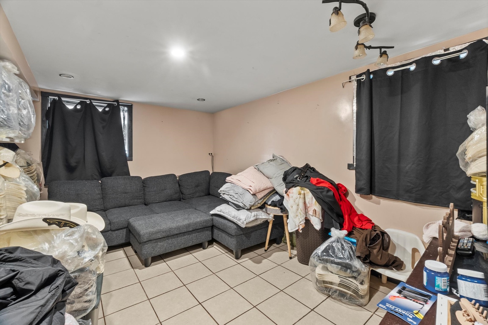5254 S Sacramento Avenue Property Photo 12