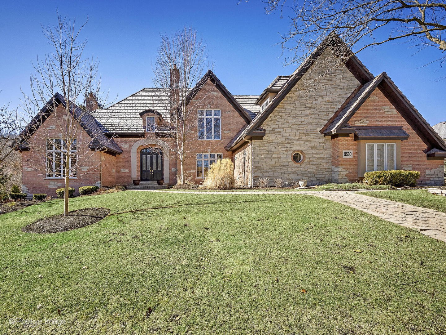 9500 Falling Waters Drive Property Photo