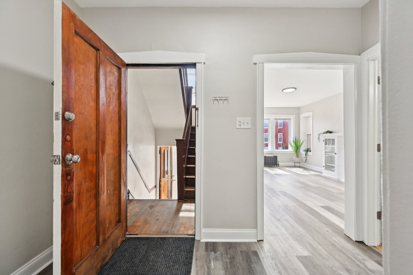 3248 W Huron Street Property Photo 5