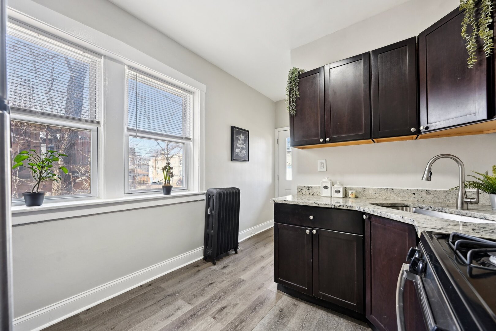 3248 W Huron Street Property Photo 15