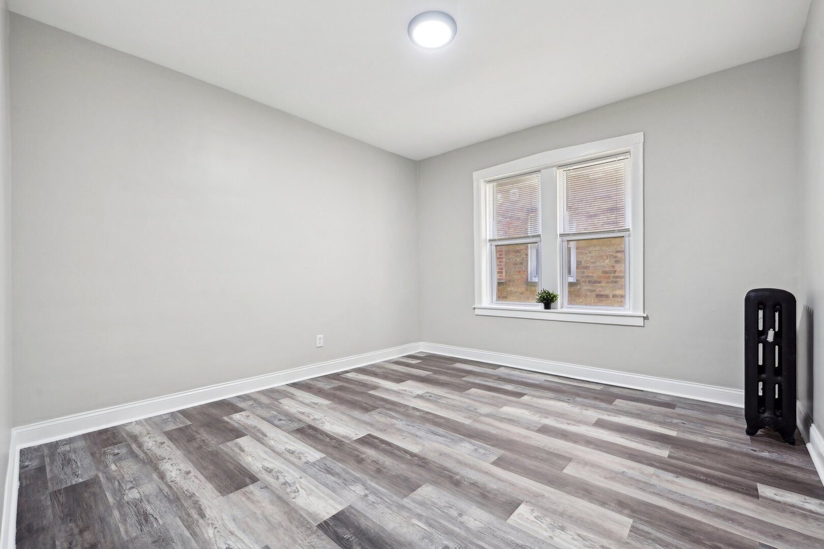 3248 W Huron Street Property Photo 20
