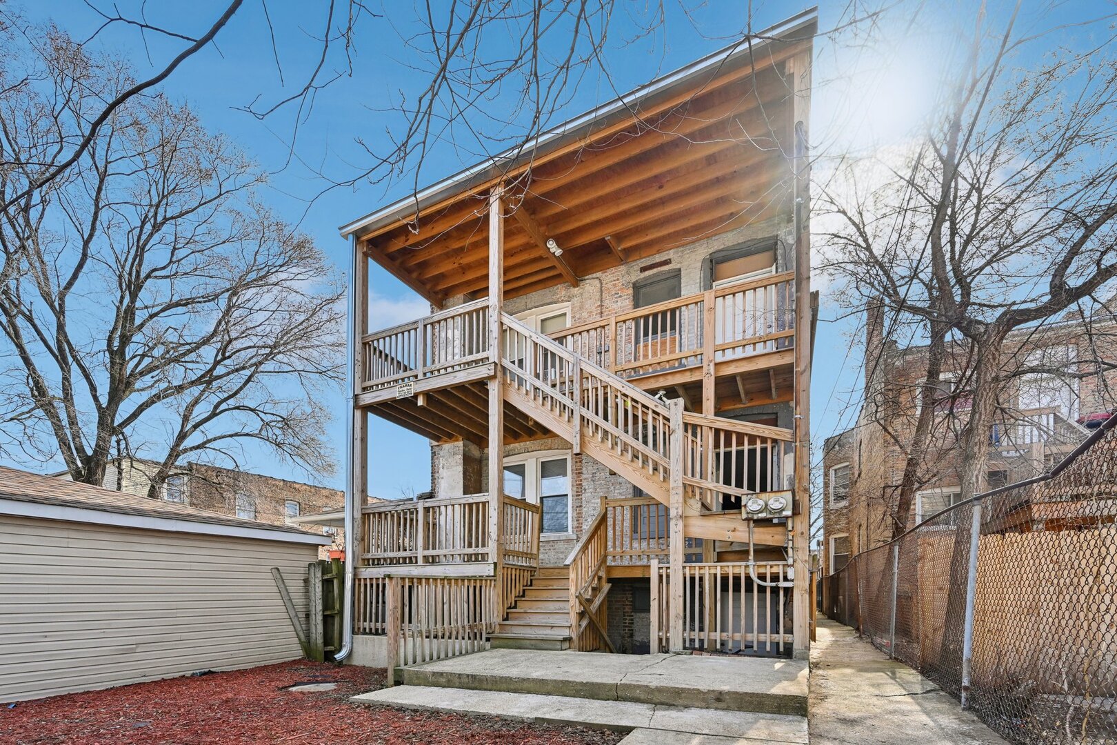 3248 W Huron Street Property Photo 33