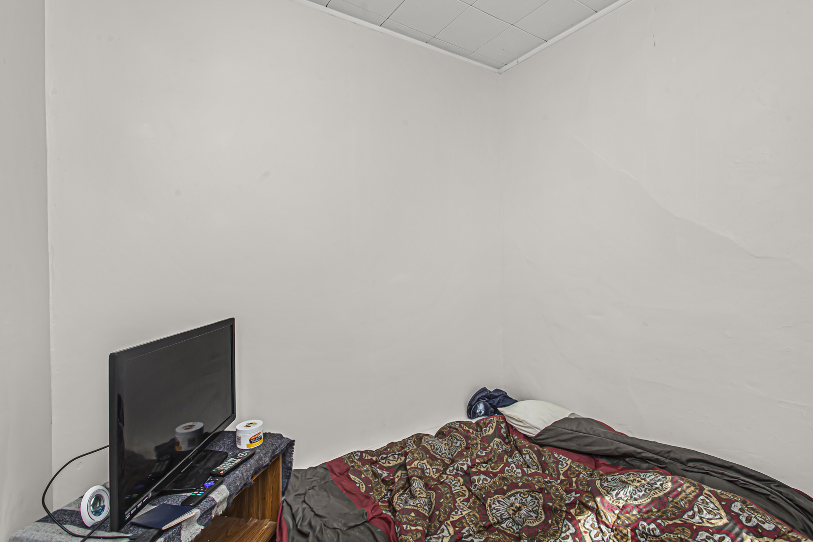 3520 S Winchester Avenue Property Photo 10