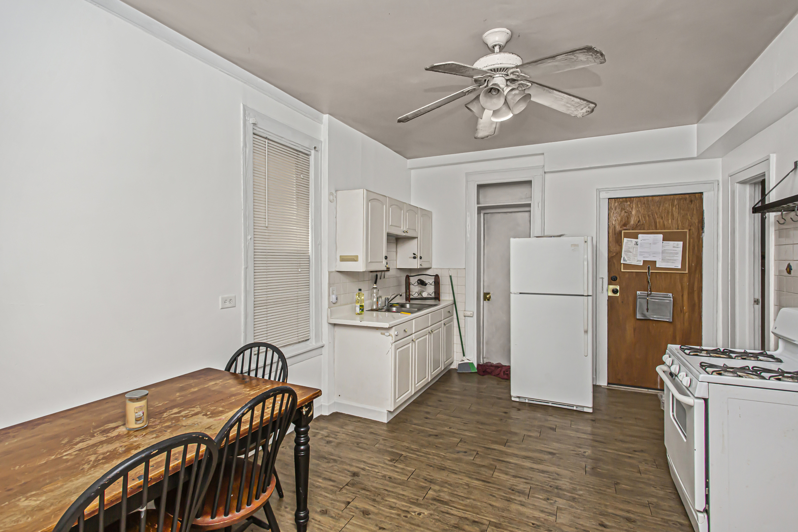 3520 S Winchester Avenue Property Photo 15